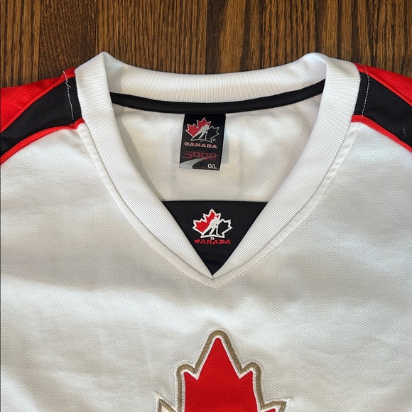 Hockey Canada Jersey - Picture 7 of 14